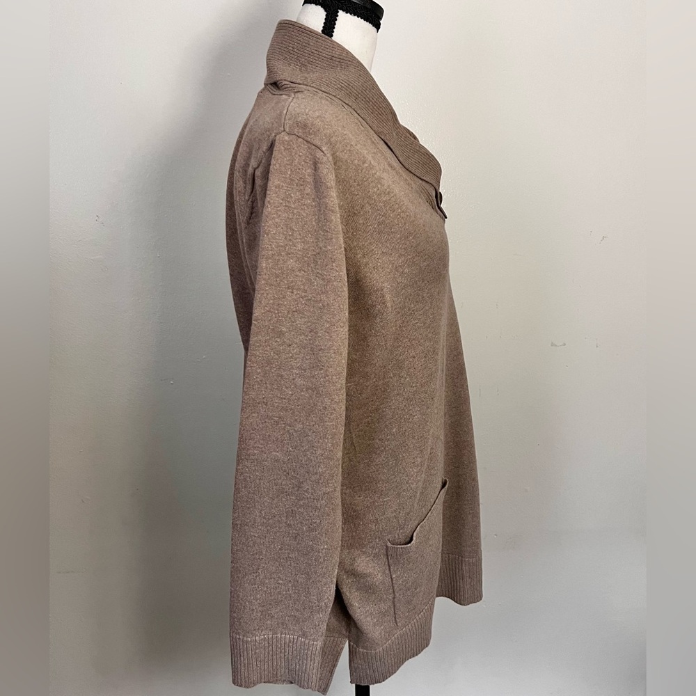 Wrapped V-Neck Sweater With Front Patch Pockets - image 3